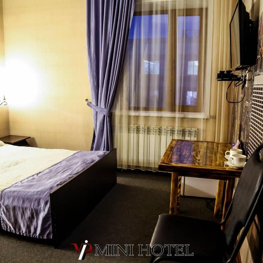 Vip Mini Hotel Semey Exterior photo