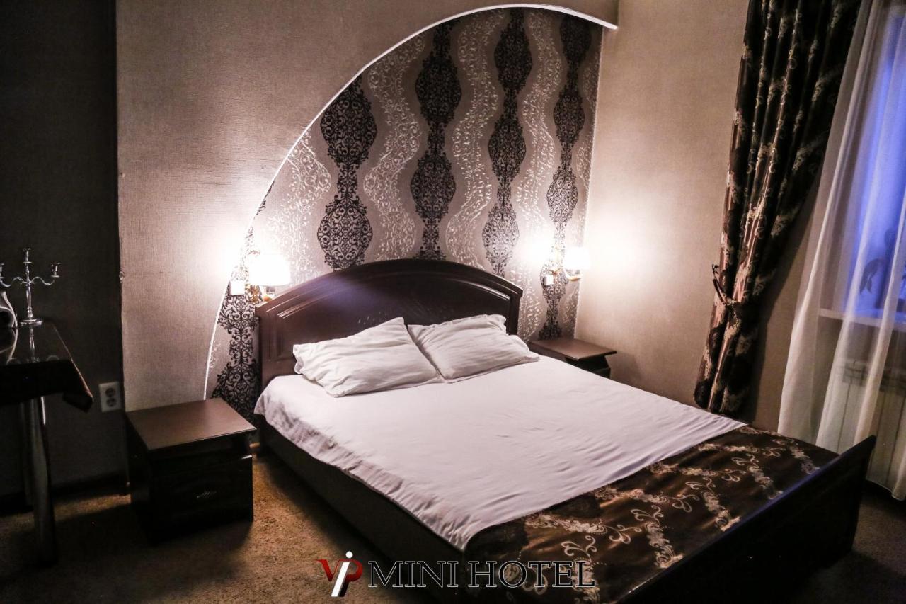 Vip Mini Hotel Semey Exterior photo