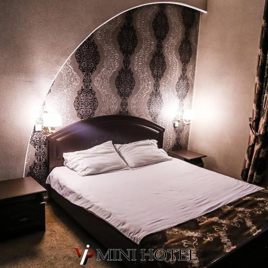 Vip Mini Hotel Semey Exterior photo