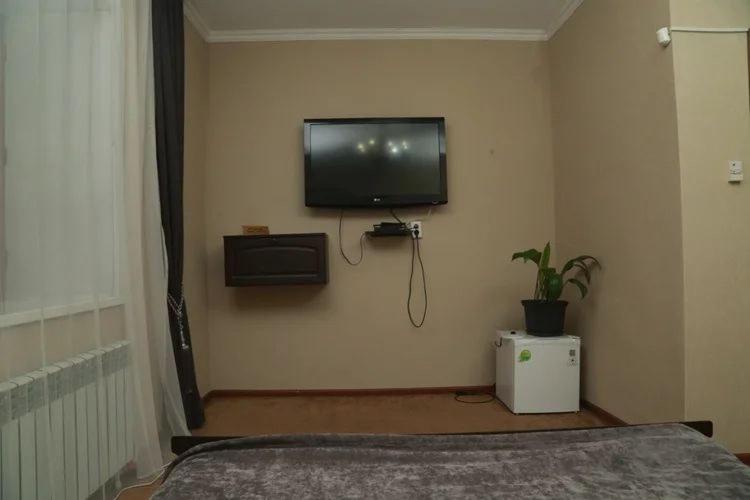 Vip Mini Hotel Semey Exterior photo